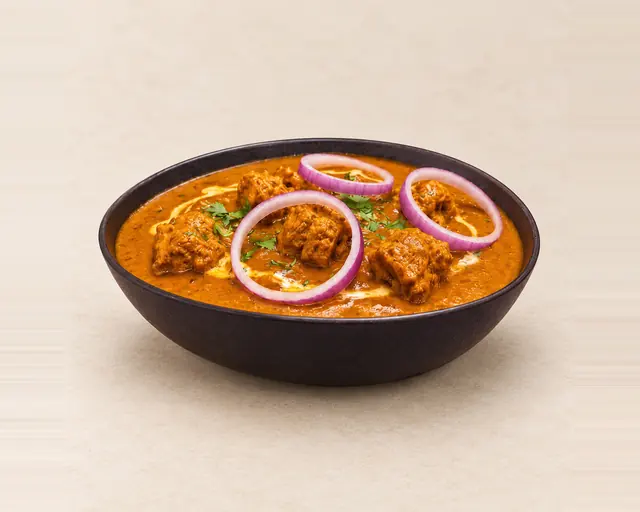 Histoire du butter chicken : de Peshawar au Moti Mahal de Delhi